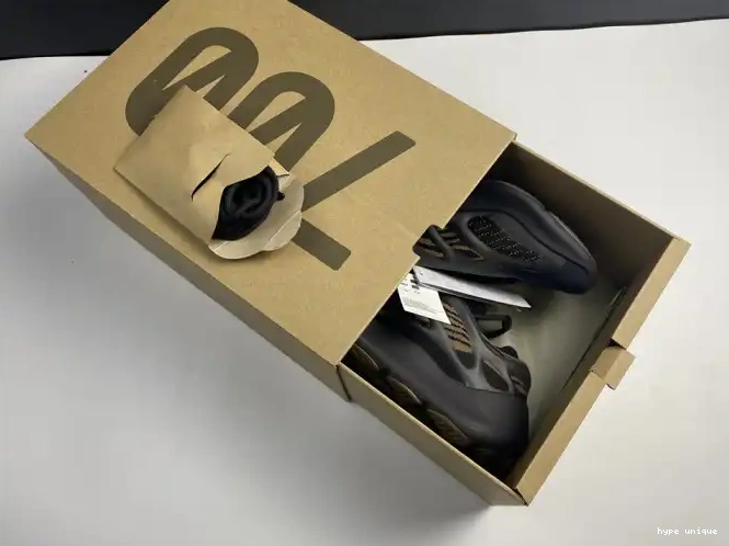 hype GY0189 V3 700 ADIDAS YEEZY 0506